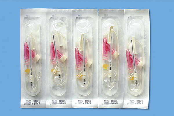 七層共擠高(gāo)阻隔流延易揭膜(mo)